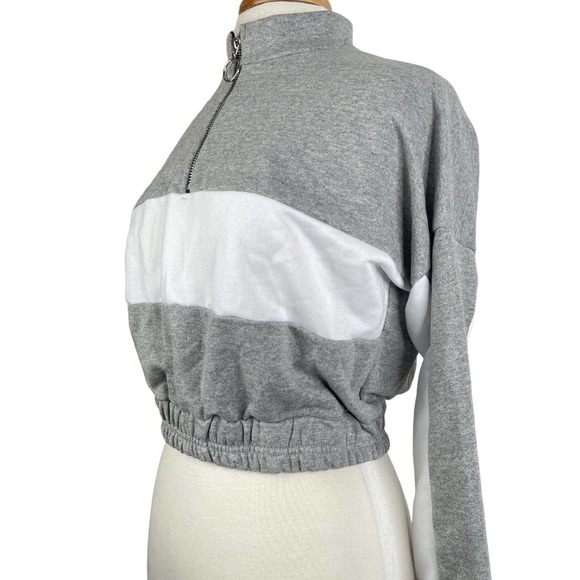 gray & white cropped mock neck quarter zip sweatshirt half zip sweater elastic - Picture 2 of 11